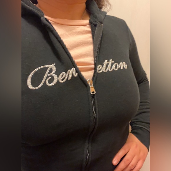 Benetton Black Hoody Sweatshirt Jacket Silver Sparkle Logo XS Italy Kawaii UCB - Picture 6 of 12